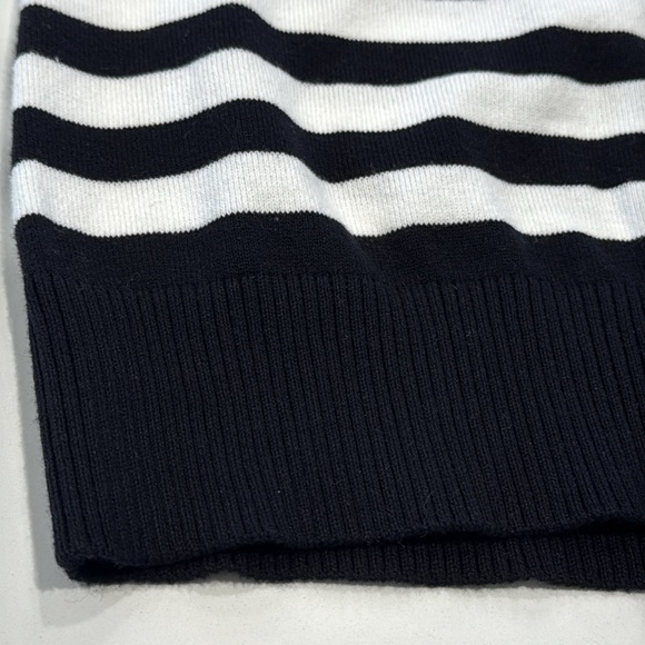 Karl Lagerfeld Paris Stripe Soft Lightweight Sweater Fabric Short Sleeve S - Picture 4 of 11